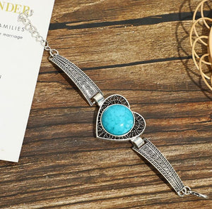 B1191 Silver Decorated Blue Gem Heart Bracelet - Iris Fashion Jewelry