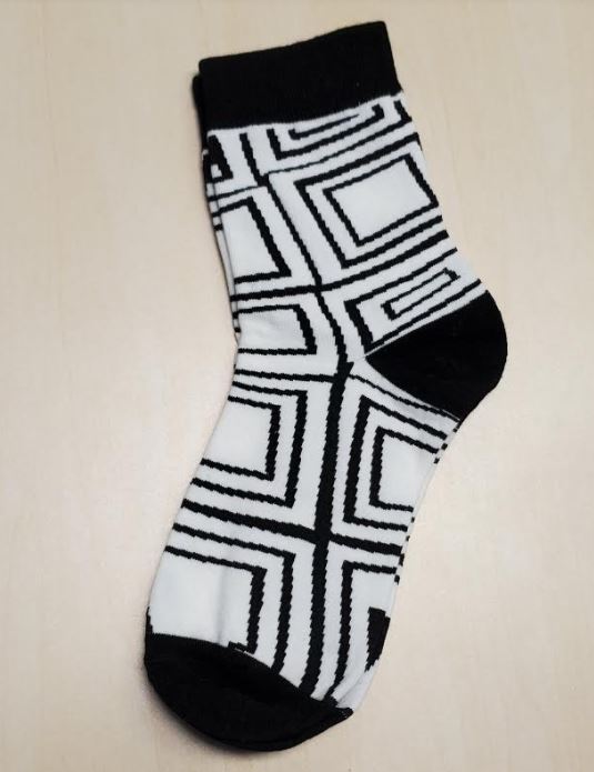 SF1220 Black & White Festive Squares Socks - Iris Fashion Jewelry