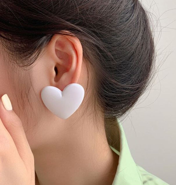E1828 Ivory Heart Earrings - Iris Fashion Jewelry