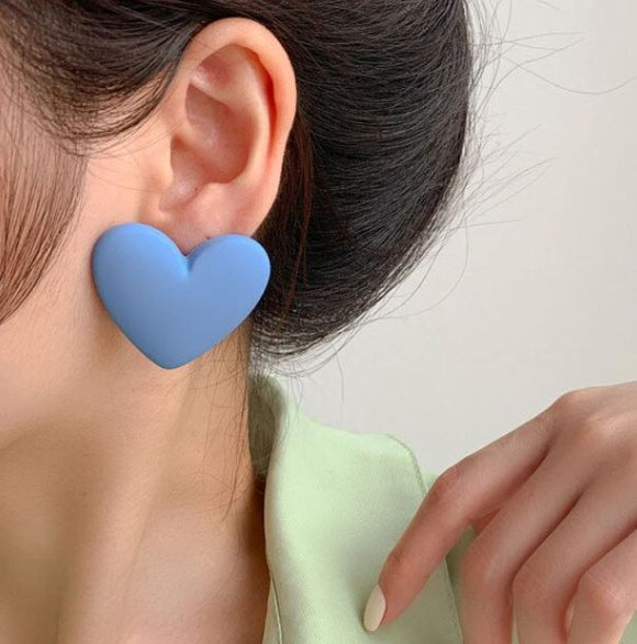 E1827 Royal Blue Heart Earrings - Iris Fashion Jewelry