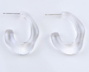 E1834 Clear Acrylic Irregular Hoop Earrings - Iris Fashion Jewelry