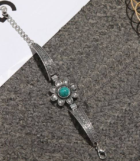 B1227 Silver Decorated Turquoise Crackle Gem Flower Bracelet - Iris Fashion Jewelry