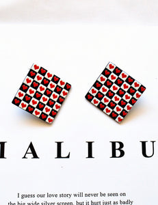 E1820 Black & White Red Heart Square Acrylic Earrings - Iris Fashion Jewelry