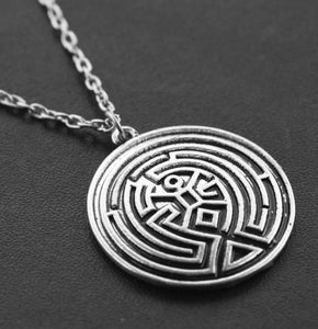 AZ853 Silver Westworld Maze Necklace with FREE EARRINGS