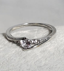 R705 Silver Simple Rhinestone Ring - Iris Fashion Jewelry