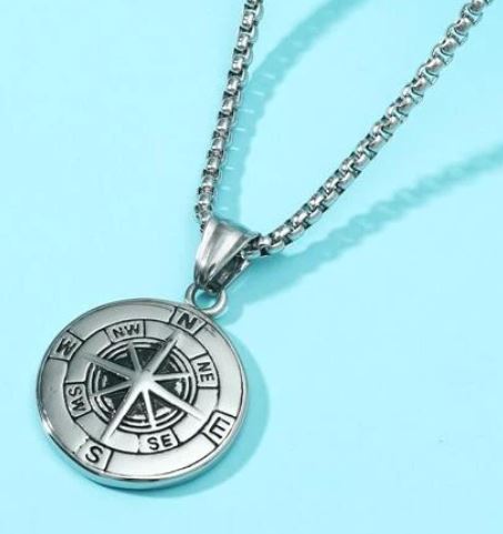 AZ744 Silver Compass Pendant Necklace