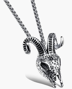 AZ653 Silver Ram Head Pendant Necklace