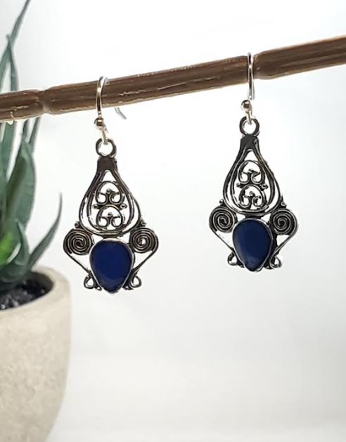 E110 Silver Blue Antique Style Earrings - Iris Fashion Jewelry