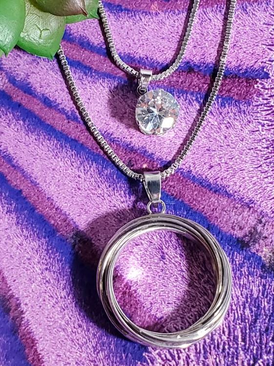 AZ734 Silver Hoop Necklace with FREE Earrings