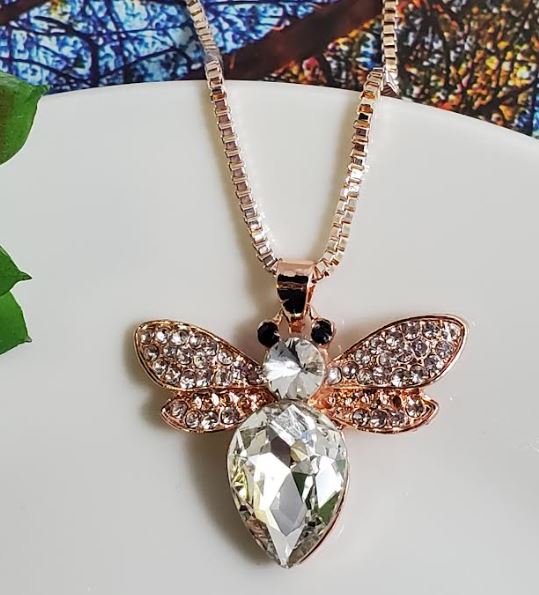 AZ112 Rose Gold Rhinestone Firefly Necklace with FREE EARRINGS - Iris Fashion Jewelry