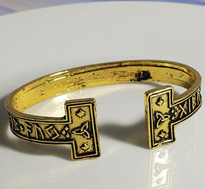 B35 Gold Aztec Design Bangle Bracelet - Iris Fashion Jewelry