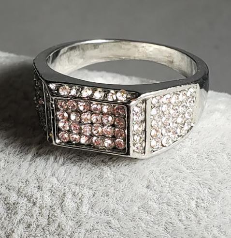 R344 Silver Multi Rhinestones Ring - Iris Fashion Jewelry