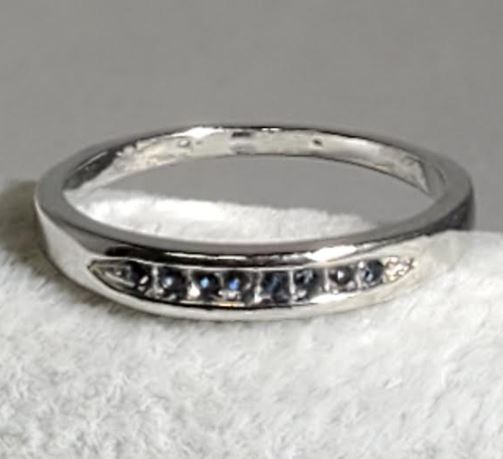 R507 Silver Blue Rhinestone Band Ring - Iris Fashion Jewelry
