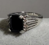 R641 Silver Black Square Gemstone Rhinestone Ring - Iris Fashion Jewelry