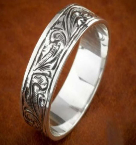 R676 Silver Decorated Band Ring - Iris Fashion Jewelry