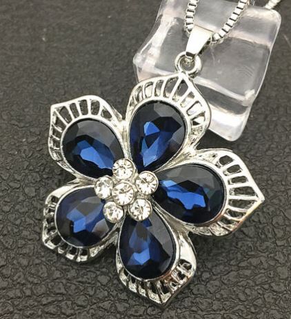 N1163 Silver Flower Blue Gemstones Necklace with FREE Earrings