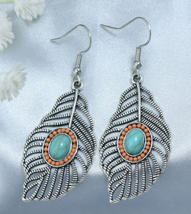 E227 Silver Feather Turquoise Crackle Stone Earrings