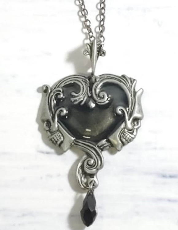 N1458 Silver Black Heart Skull Necklace with FREE EARRINGS