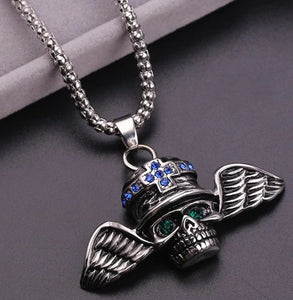 AZ777 Silver Winged Skull Pendant Necklace