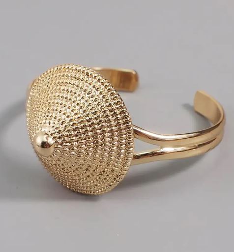 AZ1581 Gold Pagoda Hat Cuff Bracelet