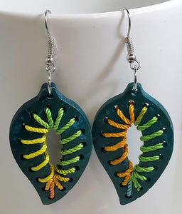 E736 Turquoise Leaf Coconut Shell Wooden Earrings