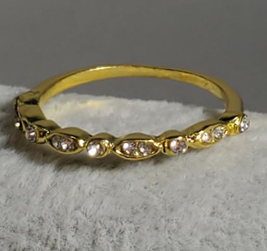R649 Gold Rhinestone Band Ring - Iris Fashion Jewelry