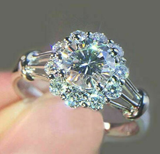 R83 Silver Crystal Rhinestone Flower Design Ring - Iris Fashion Jewelry