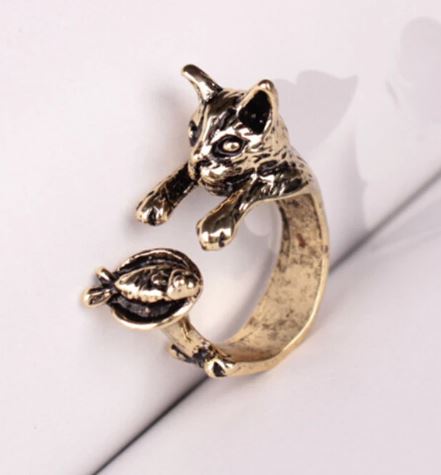 AR62 Gold Cat with Fish Adjustable Ring