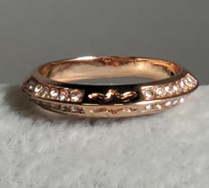 R80 Rose Gold Rhinestone Band Ring - Iris Fashion Jewelry