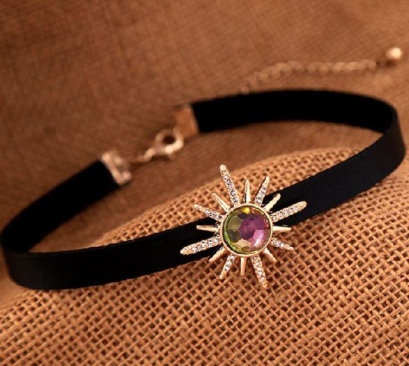 AZ904 Black Iridescent Sunburst Choker Necklace with FREE EARRINGS