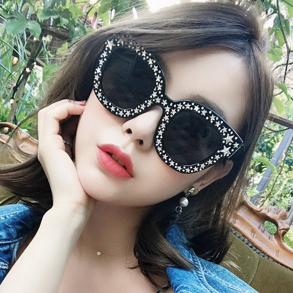 S114 Black Hollywood Star Sunglasses - Iris Fashion Jewelry