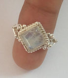 R377 Silver Antique Look Shimmer Opal Gem Ring - Iris Fashion Jewelry