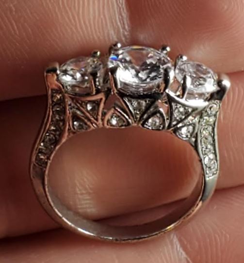 R118 Silver Triple Gemstone Ring - Iris Fashion Jewelry