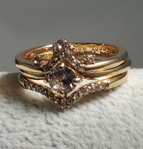 R246 Rose Gold 3 Piece Rhinestone Ring Set - Iris Fashion Jewelry