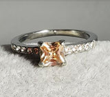 R703 Silver Champagne Gem Rhinestone Ring - Iris Fashion Jewelry