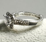 R663 Silver Crystal Rhinestone Ring - Iris Fashion Jewelry