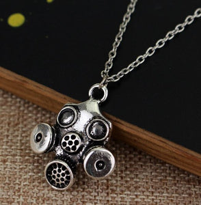 AZ160 Silver Gas Mask Necklace with FREE Earrings