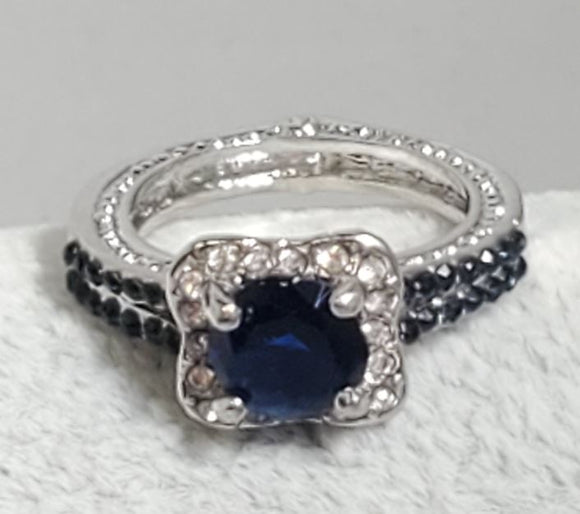 R659 Silver Royal Blue Rhinestone Ring - Iris Fashion Jewelry