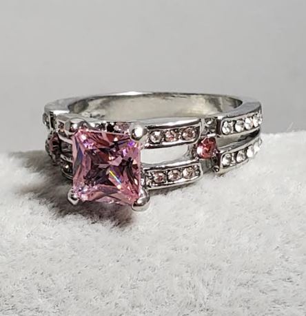 R740 Silver Light Pink Square Gem Rhinestone Ring - Iris Fashion Jewelry
