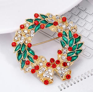 F99 Christmas Wreath Fashion Pin - Iris Fashion Jewelry