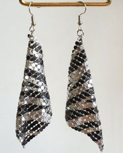 E1358 Silver Zebra Print Curtain Earrings - Iris Fashion Jewelry